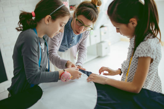 Full-Day Summer Sewing Camp (Ages 13-17) 🧵 Monday–Friday | 9:00 AM – 3:00 PM